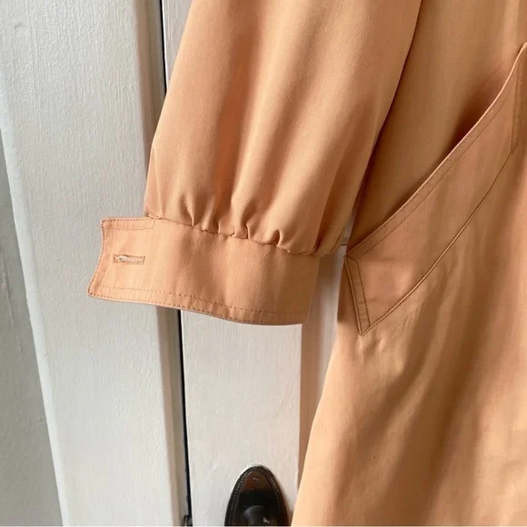 LONDON FOG Vintage Coral Trench Coat Women's Size 12 Petite Missing Belt - Picture 4 of 12